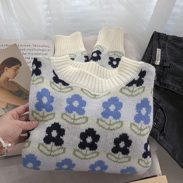 Πολύχρωμο γυναικείο πουλόβερ με floral μοτίβα