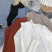 Pulover de dama cu guler inalt si maneci lungi