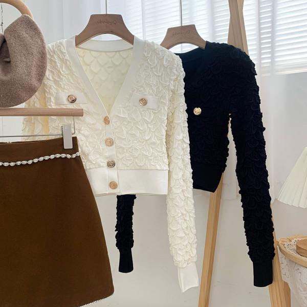 Uut mudelit naiste spits-kaelus ja nööpidega kardigan