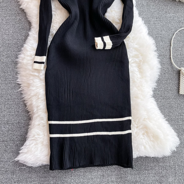 Ženska haljina od samta s kapuljačom