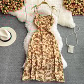 Rochie moderna cu bretele subtiri si model floral