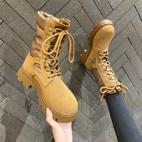 Alkalmi női csizma fűzővel és lapos talppal