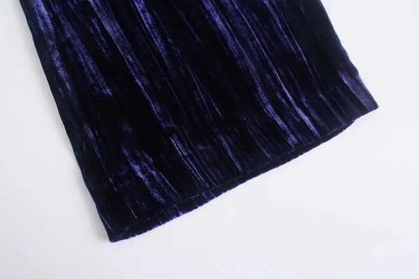 Naiste sirged sametpüksid sinises toonis