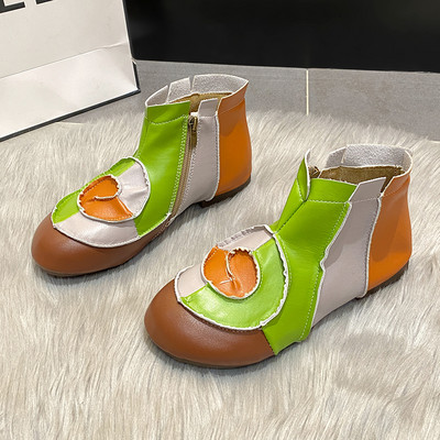 Eko bőrből készült lapos talpú női csizma cipzárral