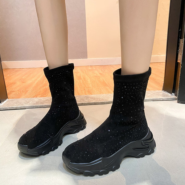 Modern női csizma eco velúr díszkövekkel