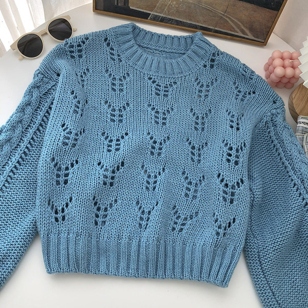 Modern pulóver kerek nyakkivágással