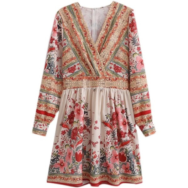 Kaasaegne naiste kleit spits kaelusega ja lillemustriga