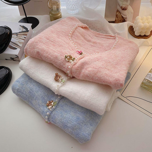 Lühike naiste kardigan pärlitega