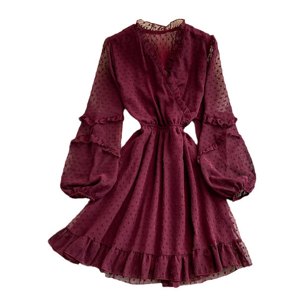 Női ruha spitz nyakkivágással, különböző színekben