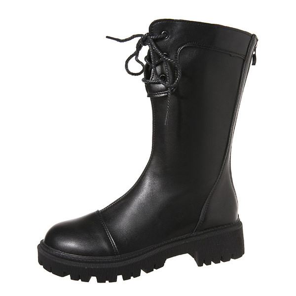 Aktuális női csizma lapos talppal és fűzővel