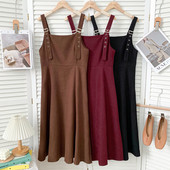 Modern női szabású ruha állítható pántokkal