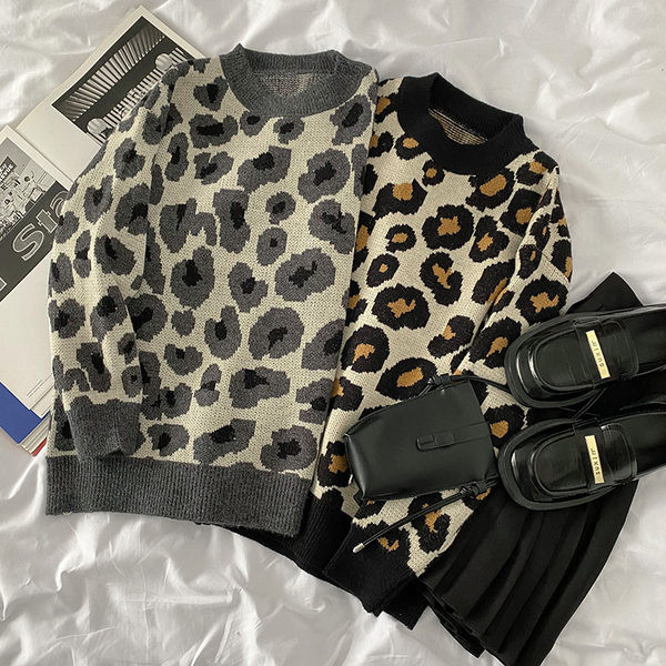 Casual πουλόβερ με στρογγυλή λαιμόκοψη και animal print