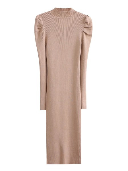 Hosszú kötött ruha puffos ujjakkal