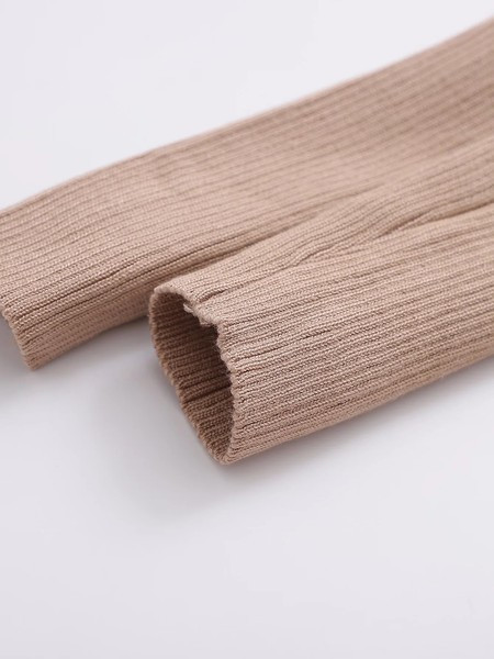 Hosszú kötött ruha puffos ujjakkal