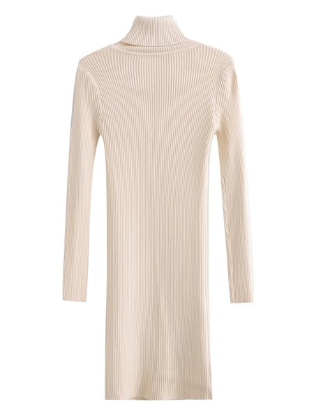 Testhezálló kordbársony ruha pólógallérral