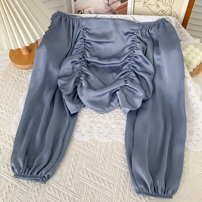 Modern női blúz csónakos nyakkivágással, több színben