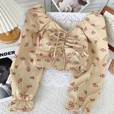 Új modell női blúz spitz nyakkivágással és virágmintával