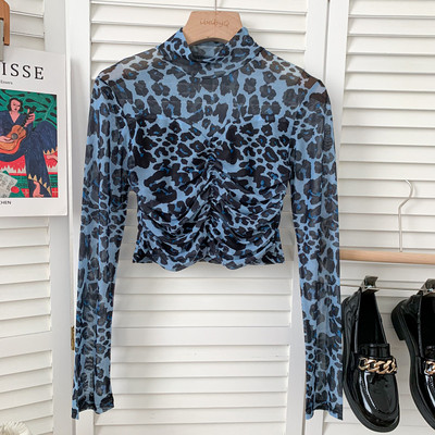 Moderna ženska kratka bluza s niskom kragnom