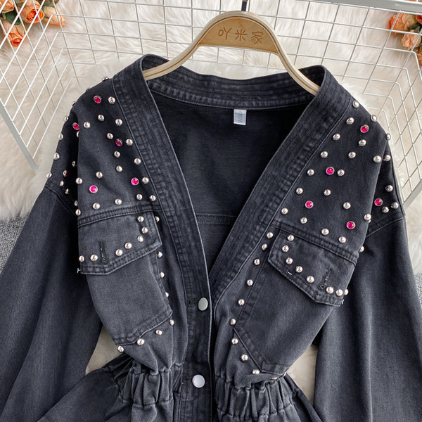 Naiste elastse vöökoha ja nööpidega teksajakk