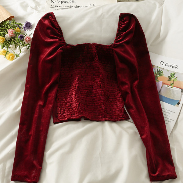 Modern blúz négyzet alakú nyakkivágással