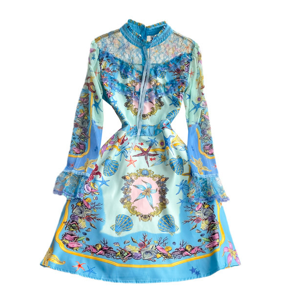 Modern női ruha színes kék mintával