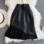 Női szoknya magas derékkal és csipkével - fekete színű