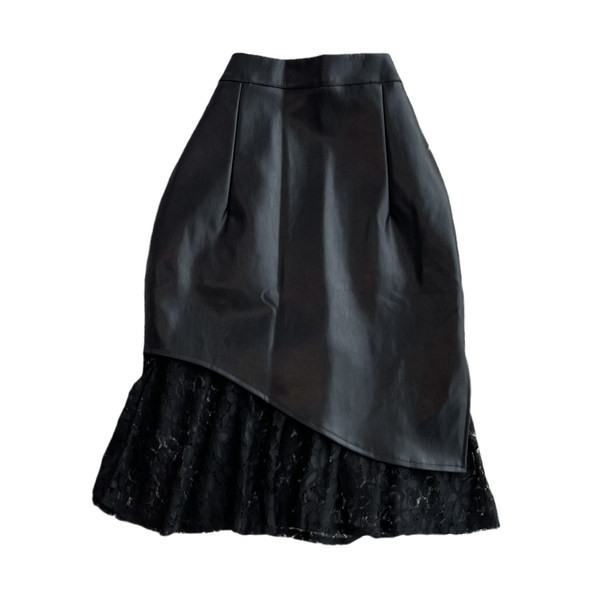 Női szoknya magas derékkal és csipkével - fekete színű