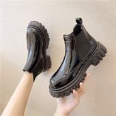 Női lakkcsizma durva talppal, lekerekített modellel