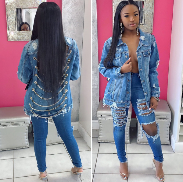 Stiilne metallist elementidega naiste teksajakk