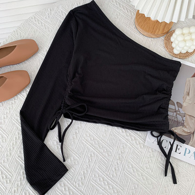 Lühike naiste ühe varrukaga pluus