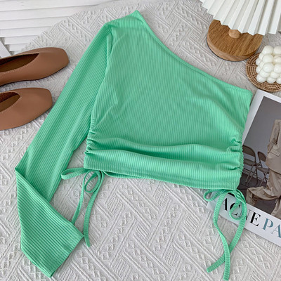 Lühike naiste ühe varrukaga pluus