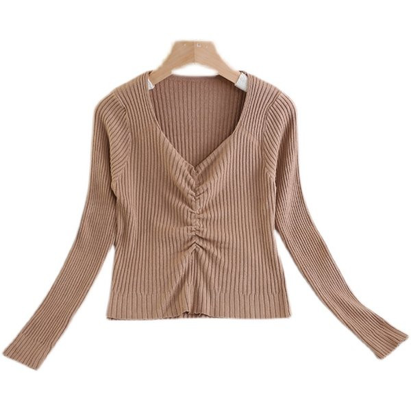 Lezser blúz hosszú ujjal és spitz nyakkivágással