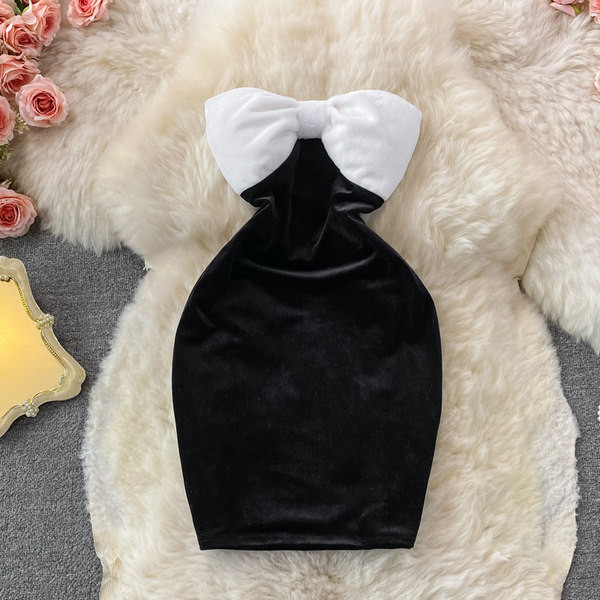 Moodne naiste lühike olkaimeta kleit kahes värvitoonis