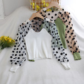 Pöttyös, hosszú ujjú női blúz