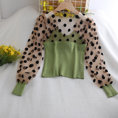 Pöttyös, hosszú ujjú női blúz