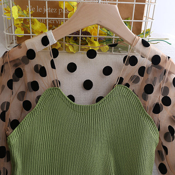 Pöttyös, hosszú ujjú női blúz