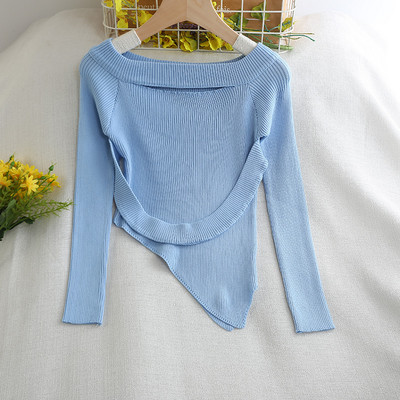 Aszimmetrikus, hosszú ujjú női blúz