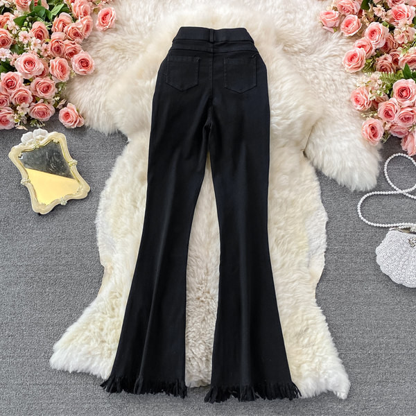 Női magas derekú farmer és rojt - fekete színű