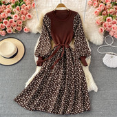 Naiste moodne kleit ovaalse kaelusega ja kolmes värvitoonis lilledega