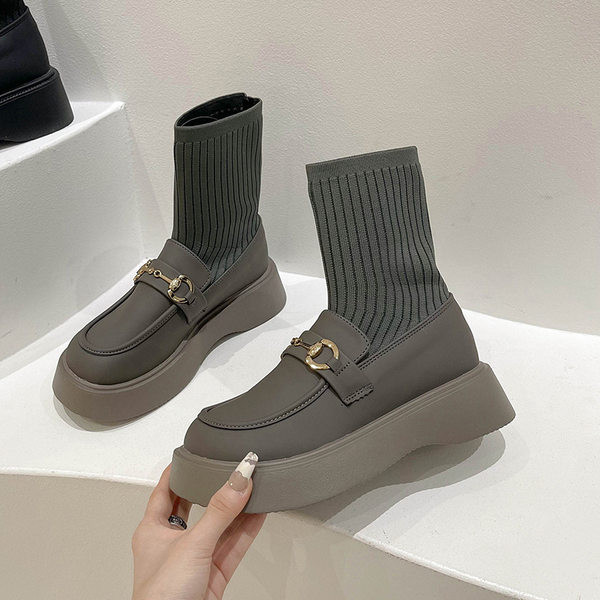 Női alkalmi zokni fém lánccal