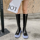 Ekosõmblukuga vabaaja naiste saapad ökonahast