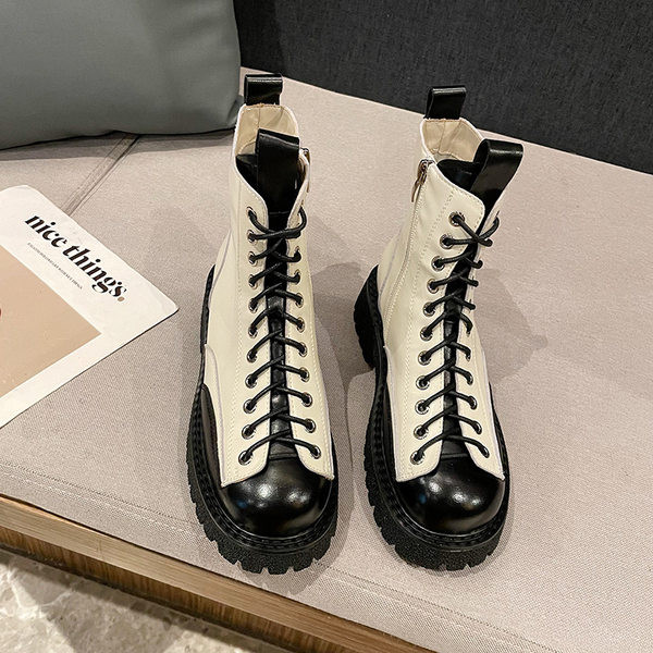 Elegantne ženske čizme s vezicama i grubim potplatom