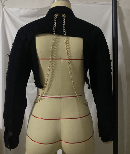 Női aktuális rövid farmerdzseki fém elemekkel