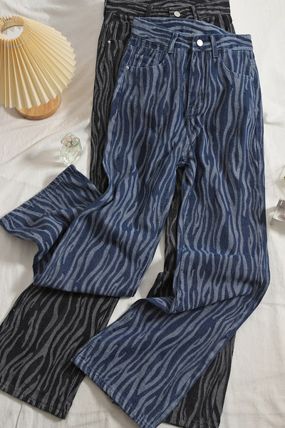 Novi model traperica s visokim strukom i kopčanjem