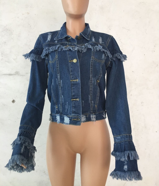 Kaasaegne naiste narmaste ja pikkade varrukatega teksajakk