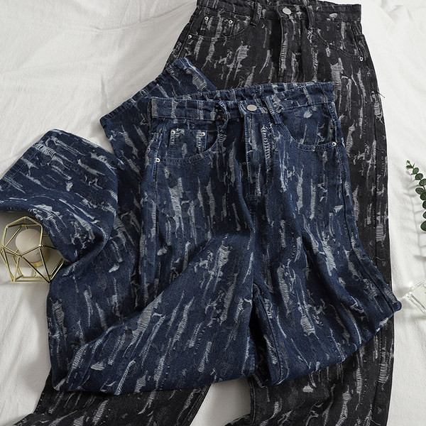 Modern, zsebes és magas derékú farmer - nőknek