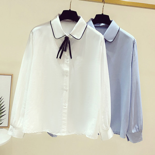 Moodne naiste särk klassikalise krae ja paelaga