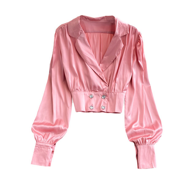 Naiste nööpide ja sügava kaelusega särk