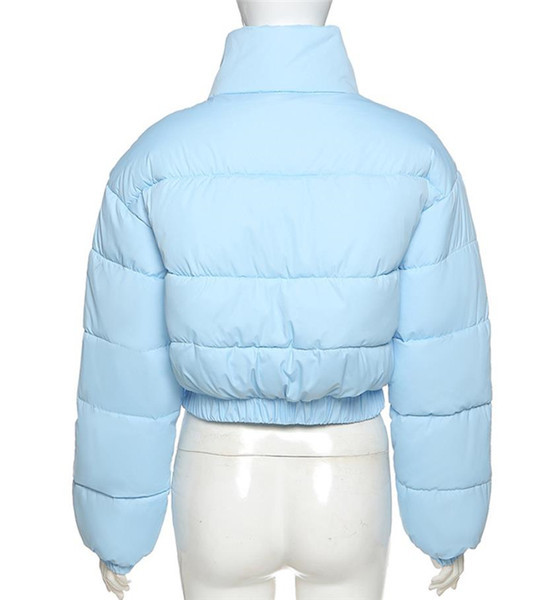 Női modern rövid kabát széles modell cipzárral