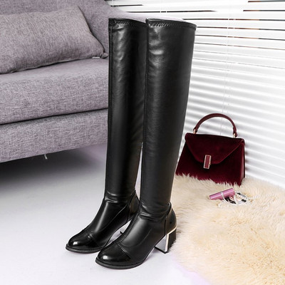 Női csizma eko bőrből, magas szögletes sarokkal 6 cm